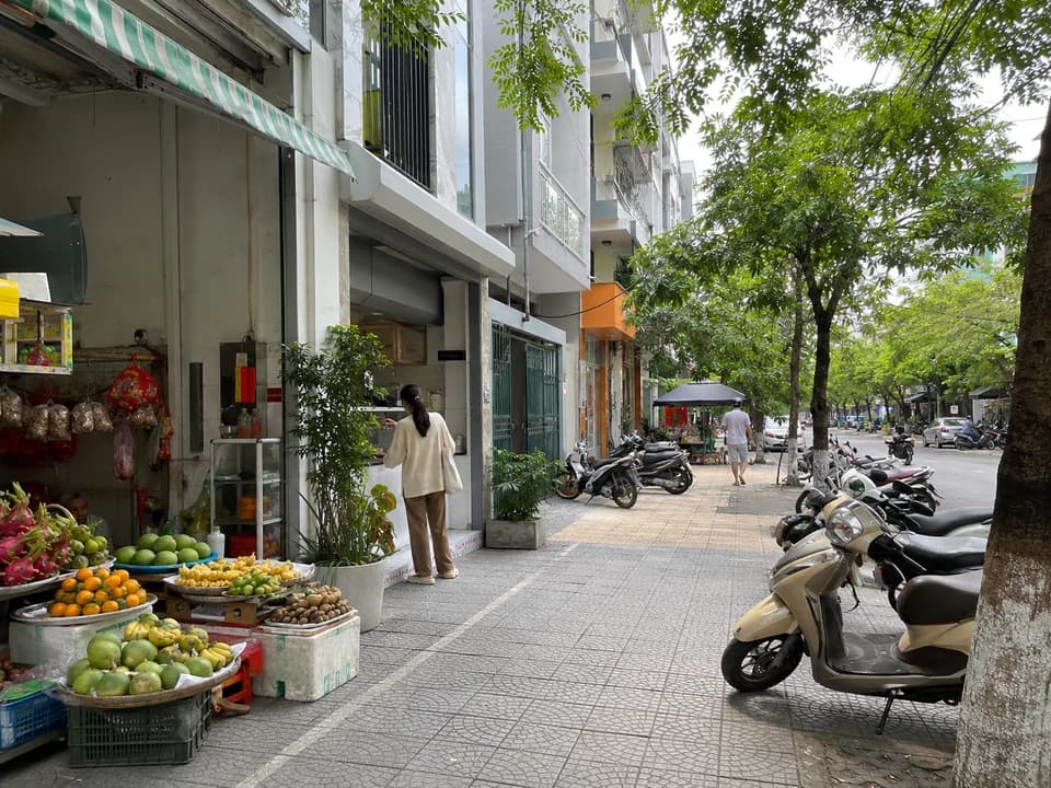 岘港日常采买场景